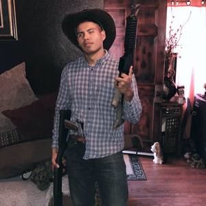 Meet your Posher, Jairo